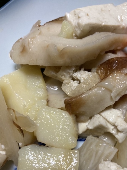 豆腐&じゃがいも&ちくわのめんつゆ炒め煮♪