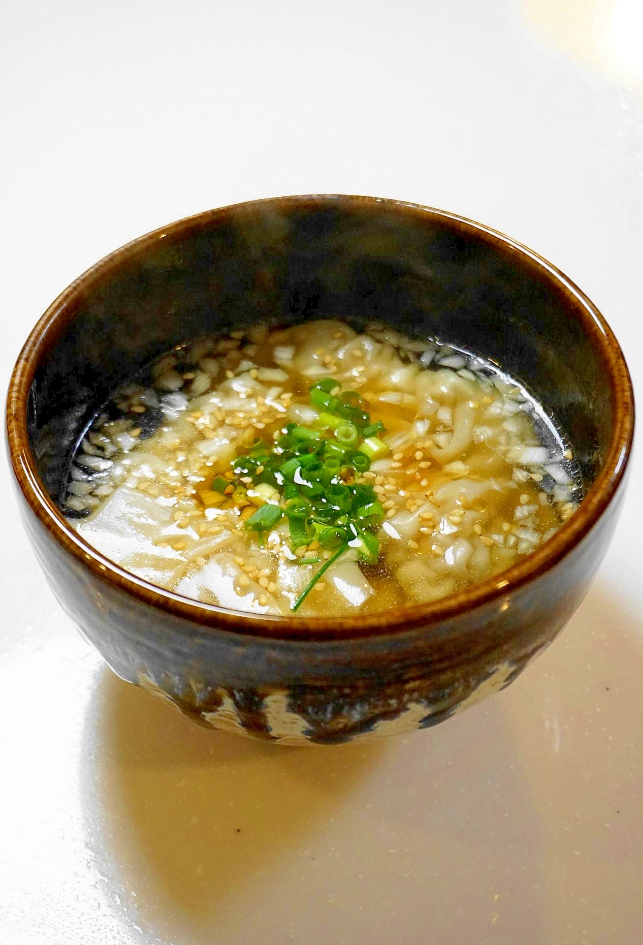 舌も喉もとろける美味しさ！ワンタンスープ