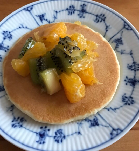 フルーツソースがけパンケーキ レシピ 作り方 By ボンド子 楽天レシピ