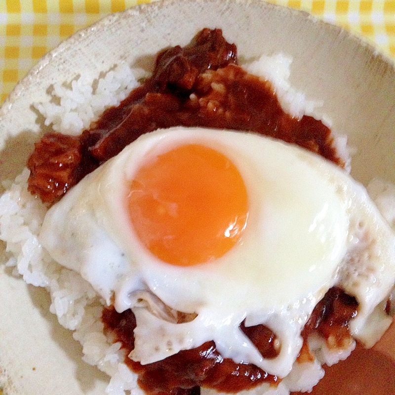 カレーの目玉焼きのせ♡