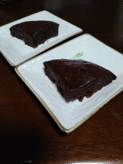 使う材料が少なく混ぜるだけですごく簡単に作れました！チョコが濃厚ですごくおいしかったです♪