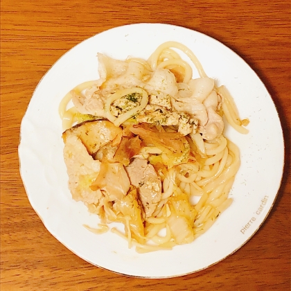 チャーシュー焼きうどん