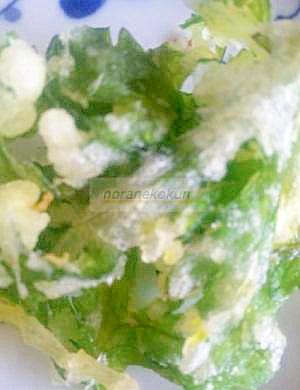 市販の天ぷら粉でカリッと揚げた春菊の天ぷら レシピ 作り方 By Noranekokun 楽天レシピ 市販の天ぷら粉でカリッと揚げた春菊の天ぷら レシピ 作り方 By Noranekokun 楽天レシピ