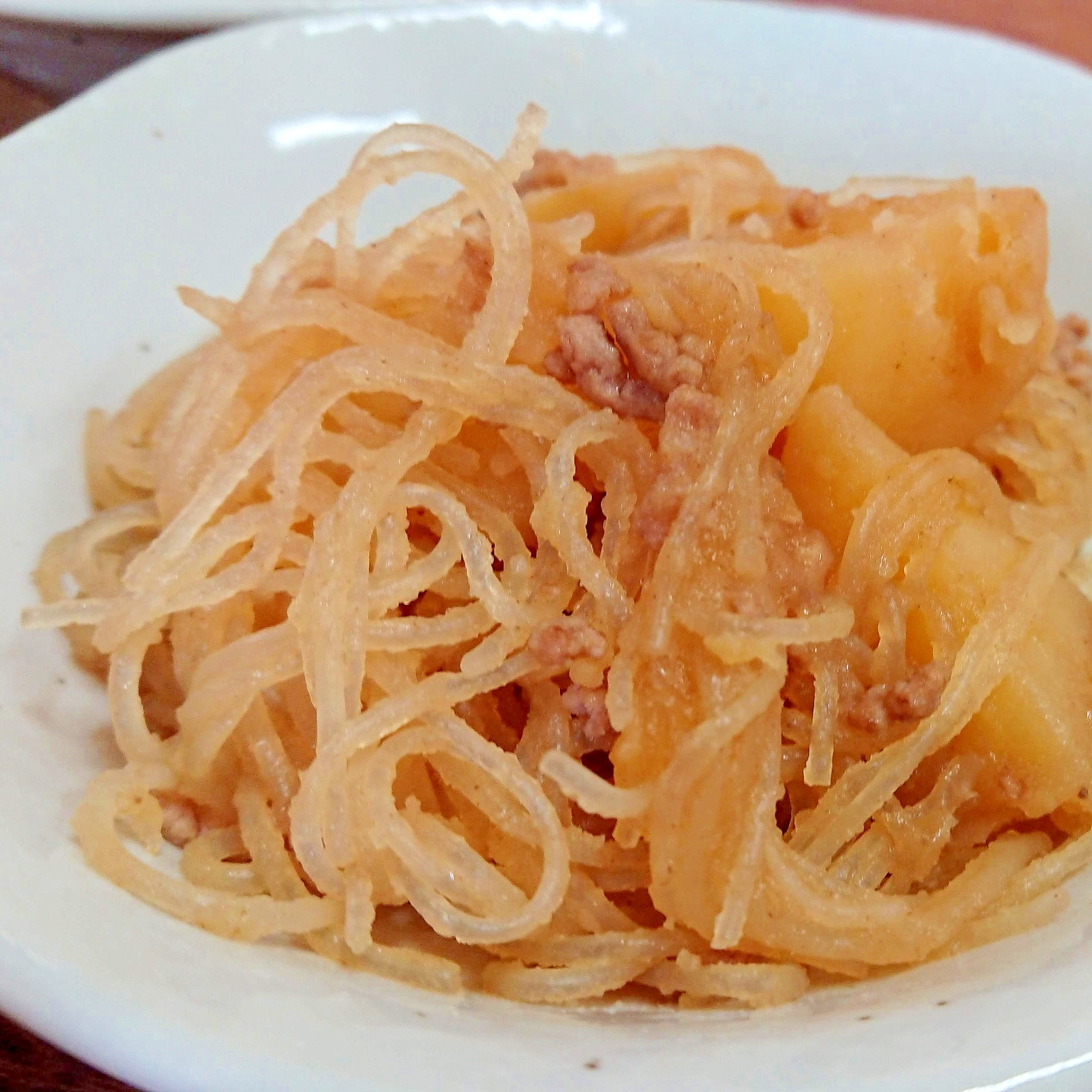 【簡単腸活】じゃがいもとひき肉の春雨炒め♪