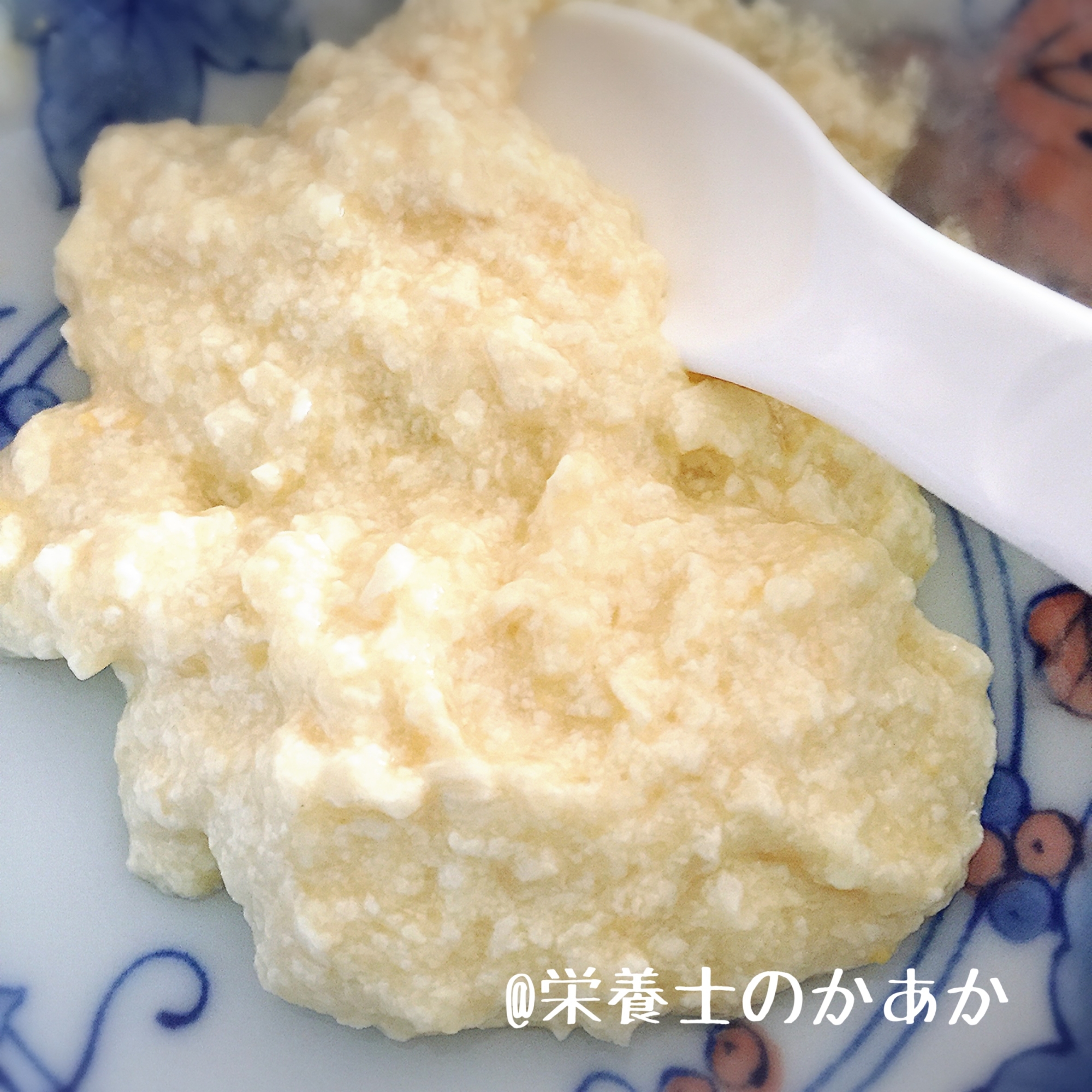 はじめて玉子を食べさせるなら☆豆腐たまご粥