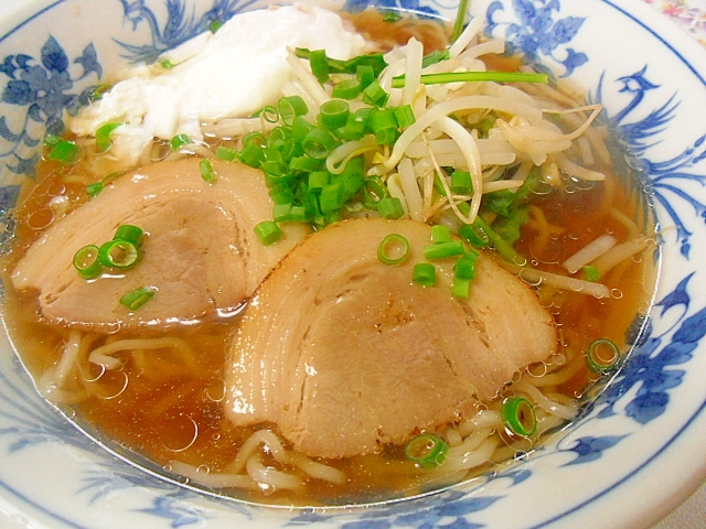 チャーシューもやしラーメン