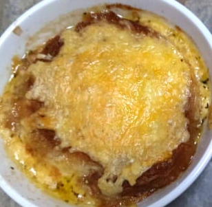 あつあつ　オニオングラタンスープ