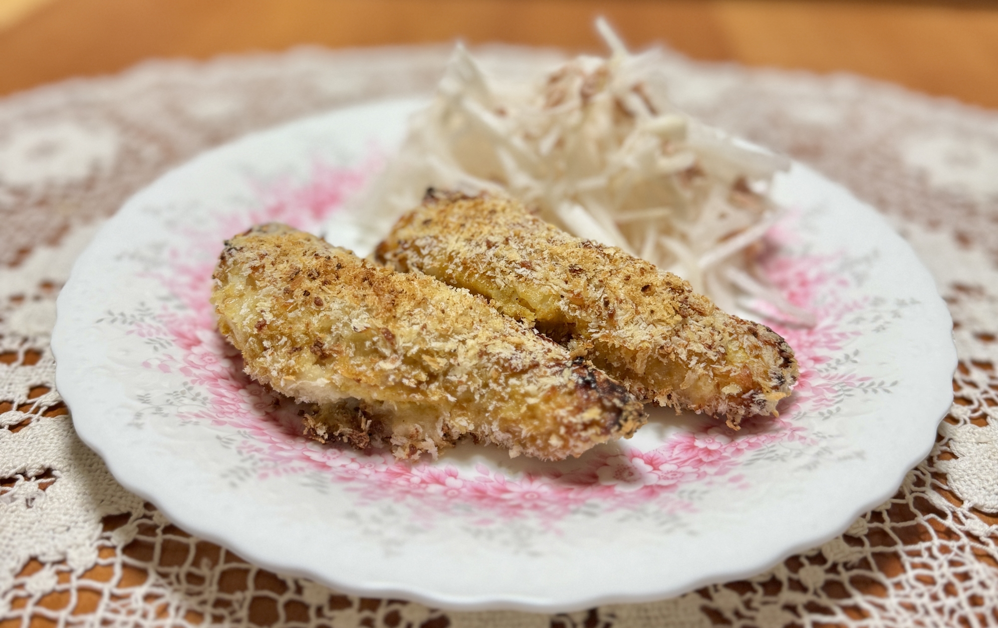 香ばしい!カレー麹に漬けた鱈の☆チーズパン粉焼き