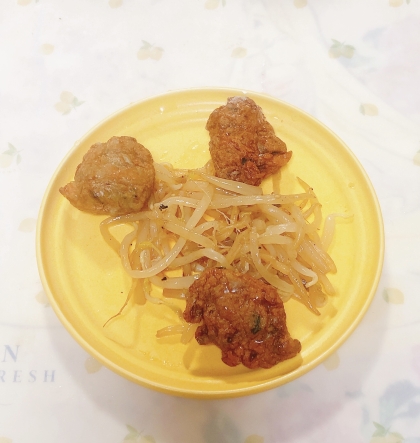 麹生活しましょ☘️さつま揚げともやしの炒め物ꕤ୭*