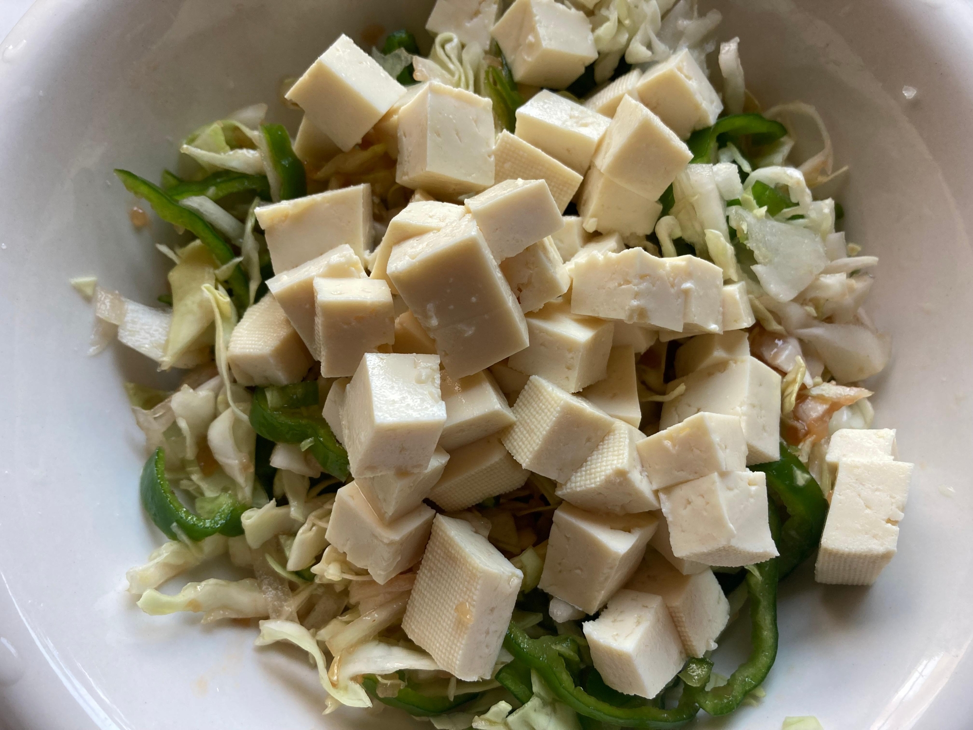 ピーマンと豆腐のサラダ