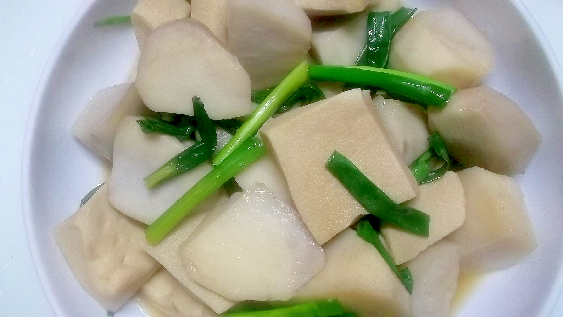 高野豆腐と里芋の煮物