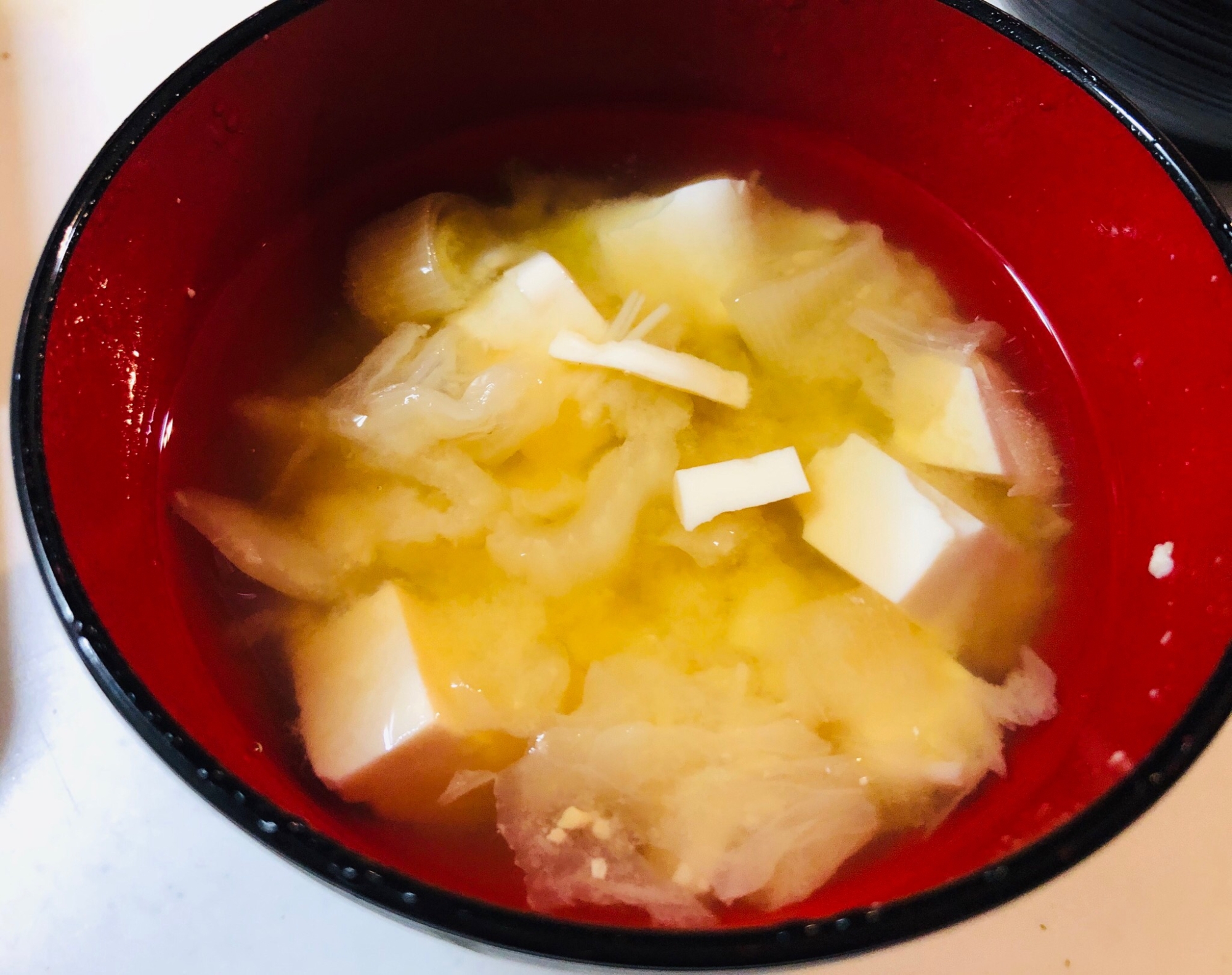 白菜、えのき、豆腐の味噌汁