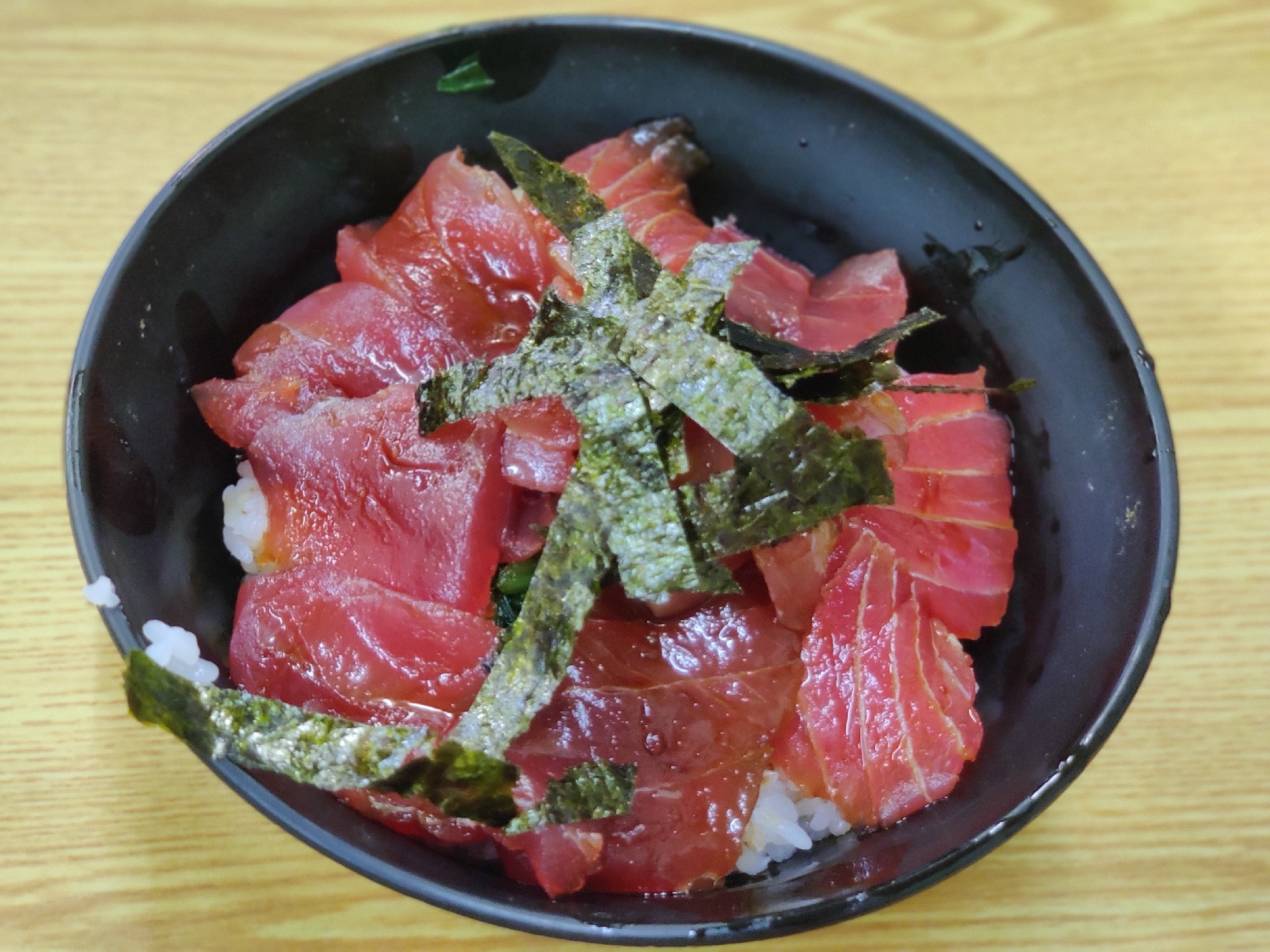 マグロ漬け丼