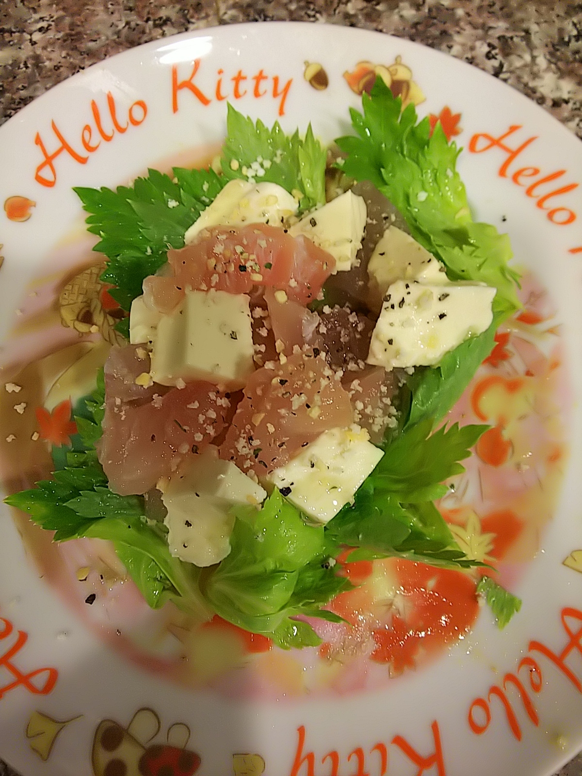 マグロと豆腐のレモン風味オードブル