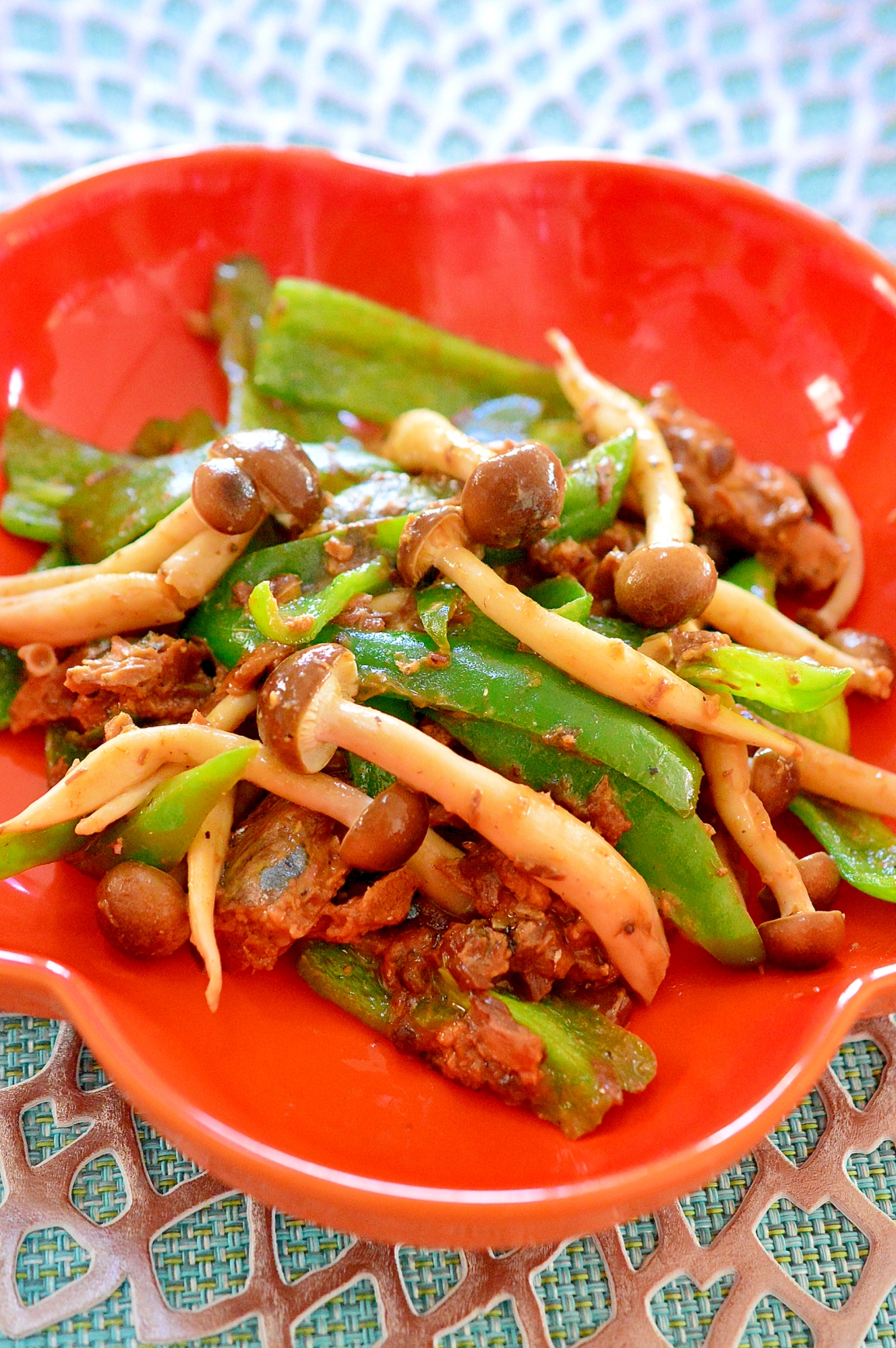 味付け簡単 サバ味噌缶と ピーマンの炒め物 レシピ 作り方 By まめもにお 楽天レシピ