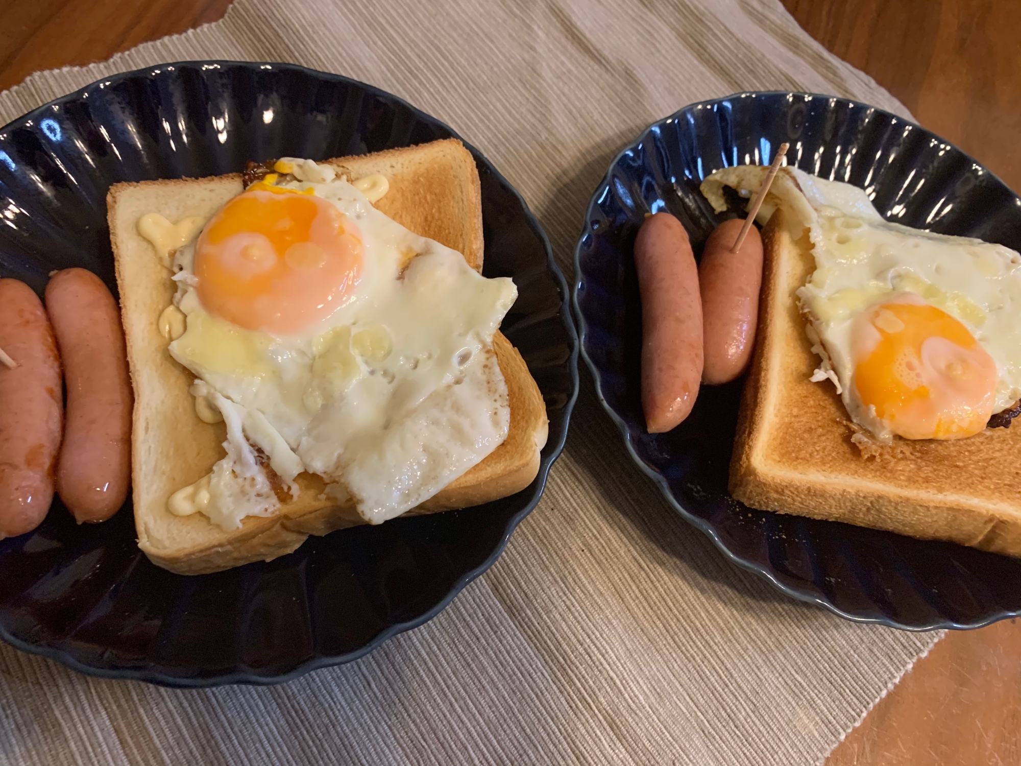 休日の朝はゆっくり！2人分のモーニングプレート