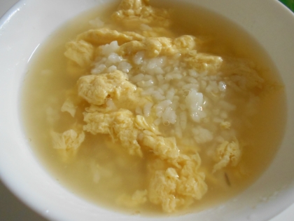 うどんスープで簡単♡卵雑炊