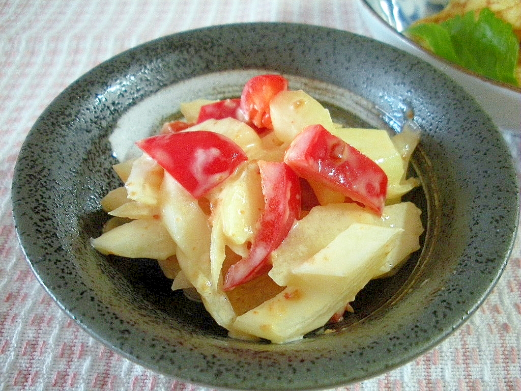 セロリと赤パプリカのマヨコチュサラダ