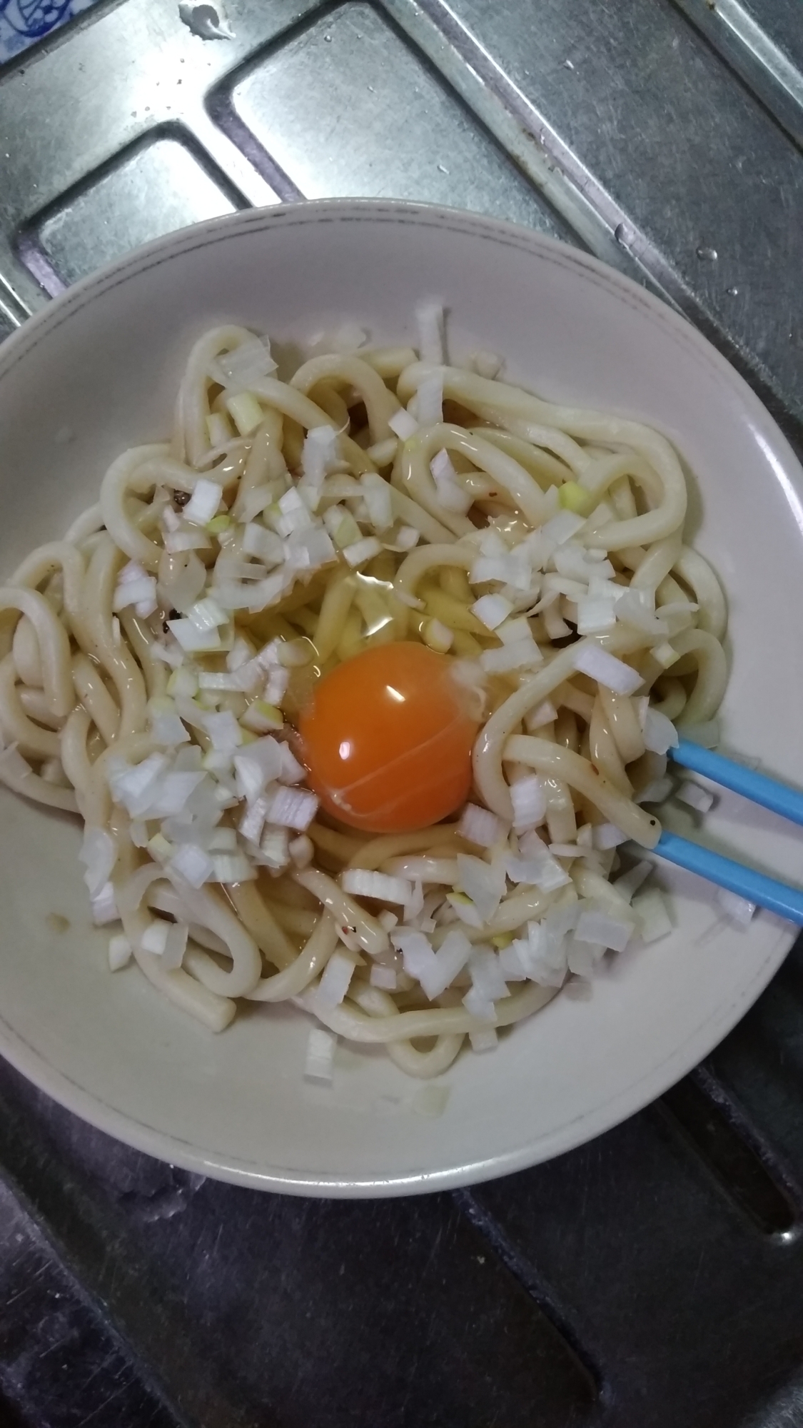 かまたまアレンジ♪塩ダレ釜玉うどん