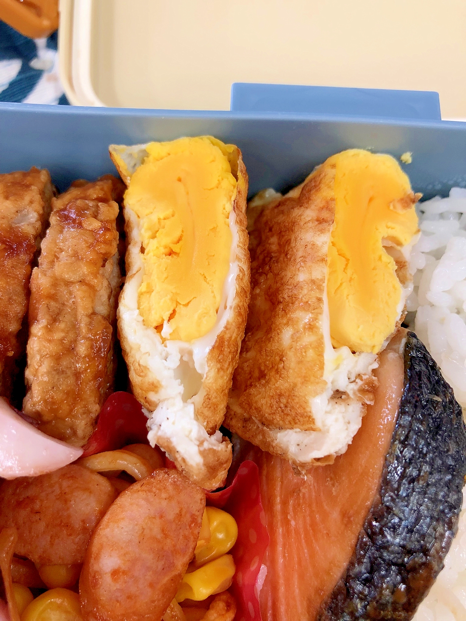 お弁当にピッタリサイズの目玉焼き レシピ 作り方 By Chi Chan10 楽天レシピ お弁当にピッタリサイズの目玉焼き レシピ 作り方 By Chi Chan10 楽天レシピ