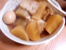 マロニーと大根と厚揚げ豆腐の煮物╰(*´︶`*)╯