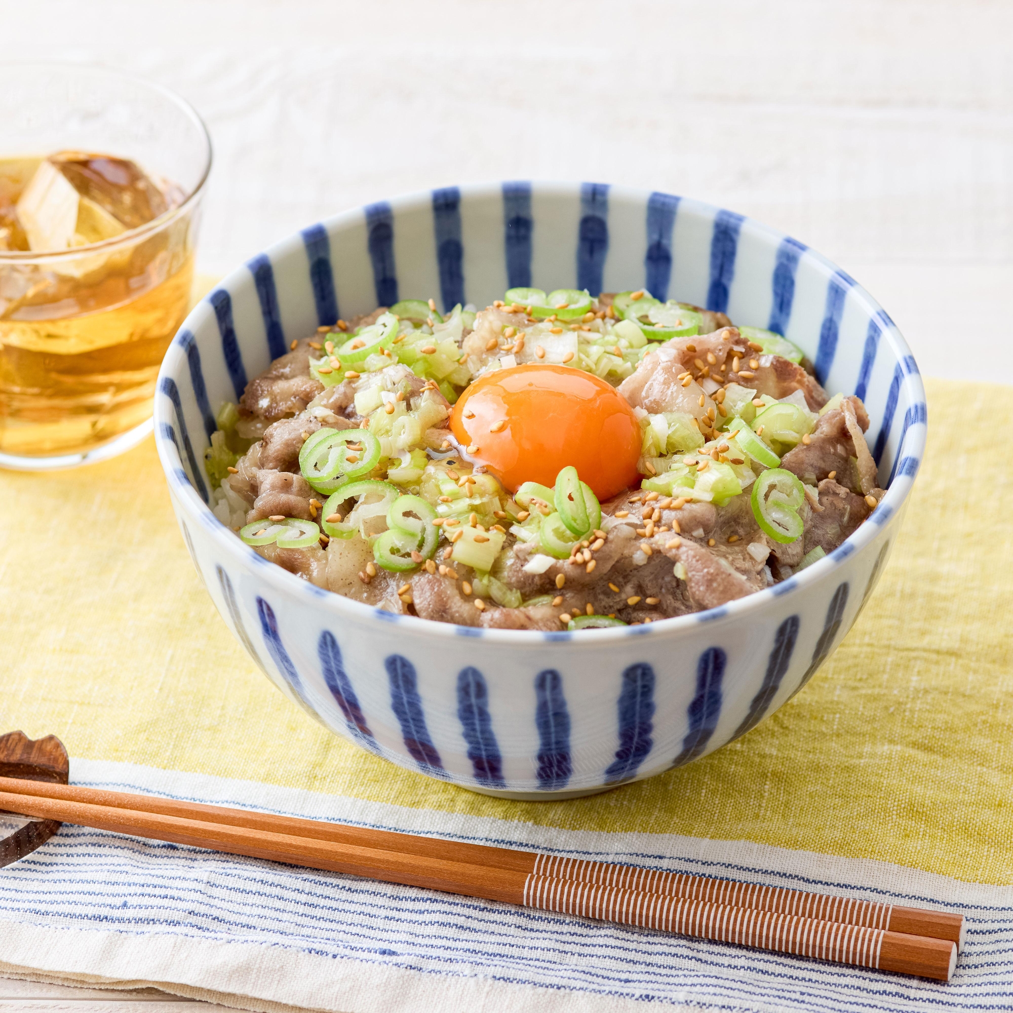 ねぎ塩豚丼