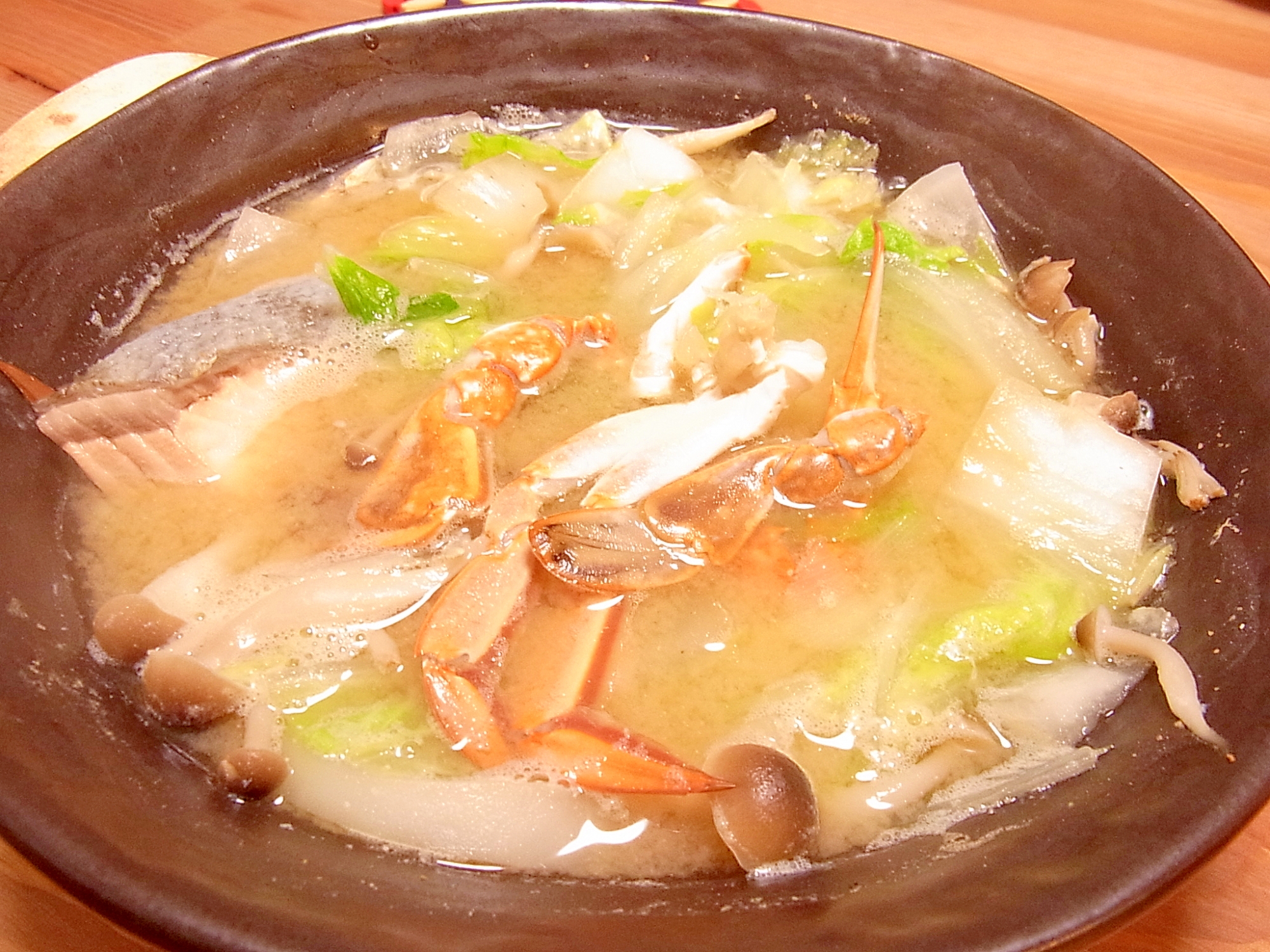 だしが美味しい 渡り蟹と秋鮭の味噌じたて鍋 レシピ 作り方 By 珈琲ベーグル 楽天レシピ