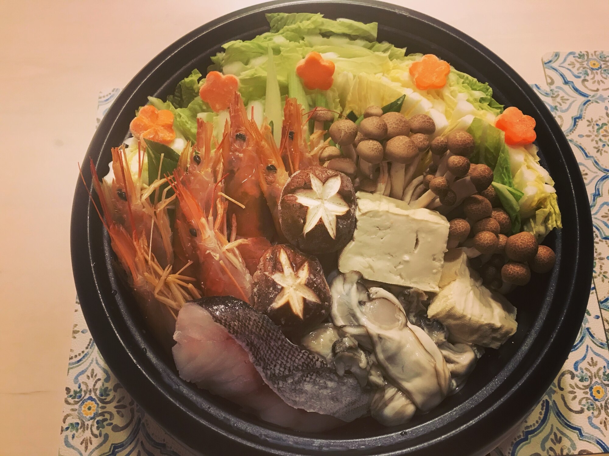 冬の定番！簡単☆海鮮寄せ鍋☆ レシピ・作り方 by ✴︎rina✴︎ - 楽天