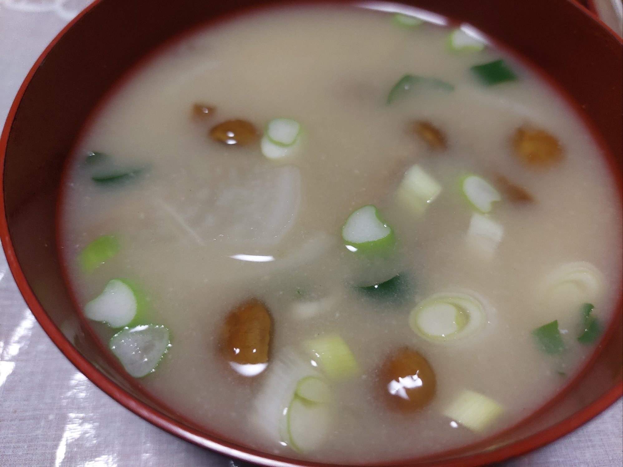 ネギ 大根 なめこのお味噌汁