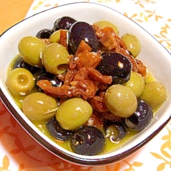 ワインのお供に ドライトマトとオリーブのマリネ レシピ 作り方 By メリッコ 楽天レシピ ワインのお供に ドライトマトとオリーブのマリネ レシピ 作り方 By メリッコ 楽天レシピ