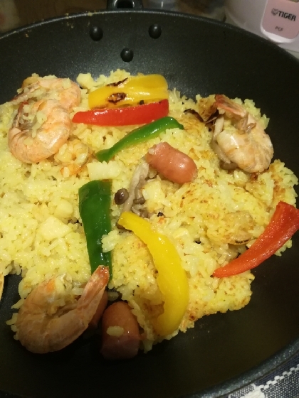 鶏肉はなくて、ウインナーで代用。赤や緑で彩りよく美味しいですよね。ありがとうございました！