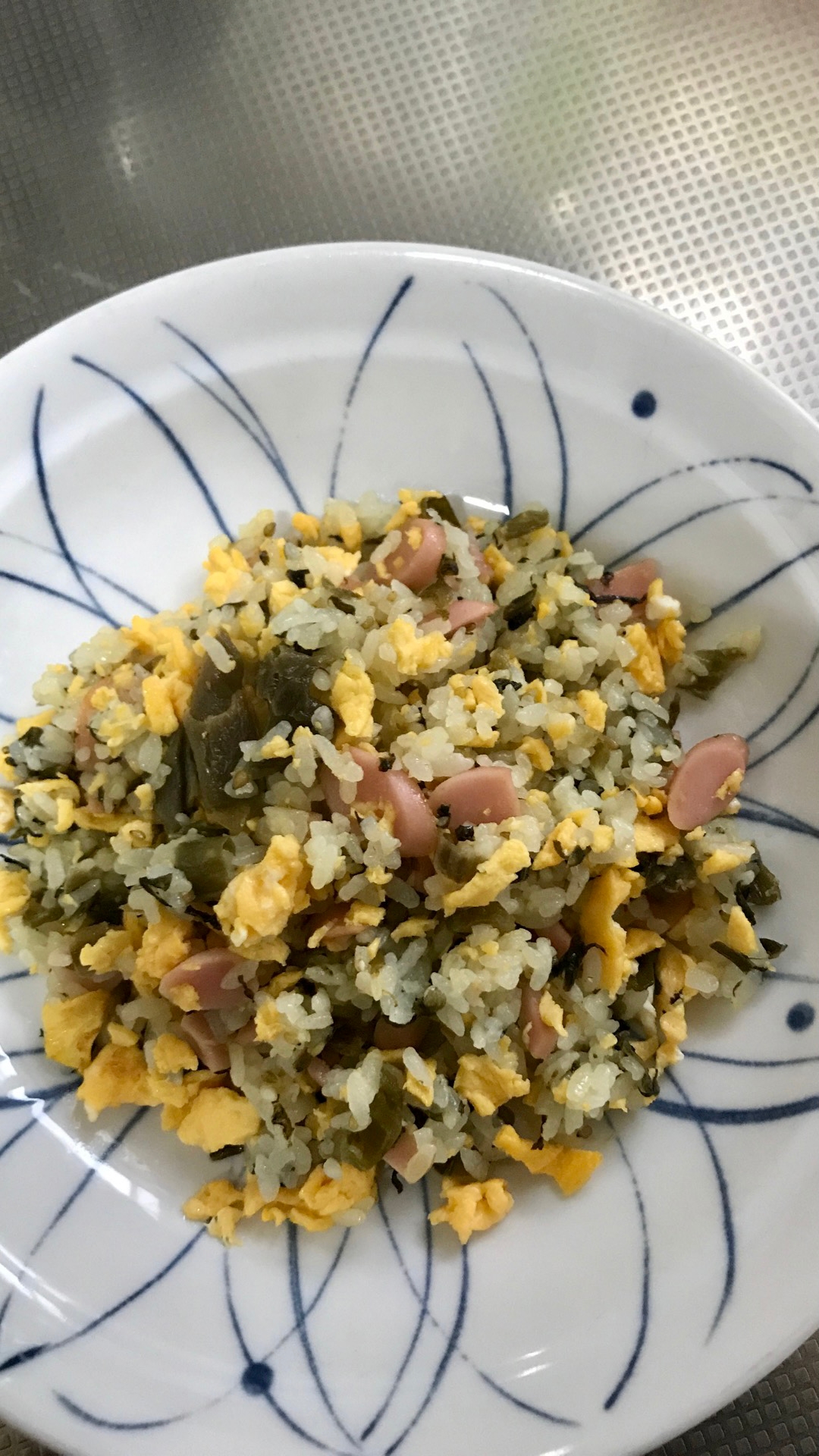 高菜油いため魚肉ソーセージ入りチャーハン