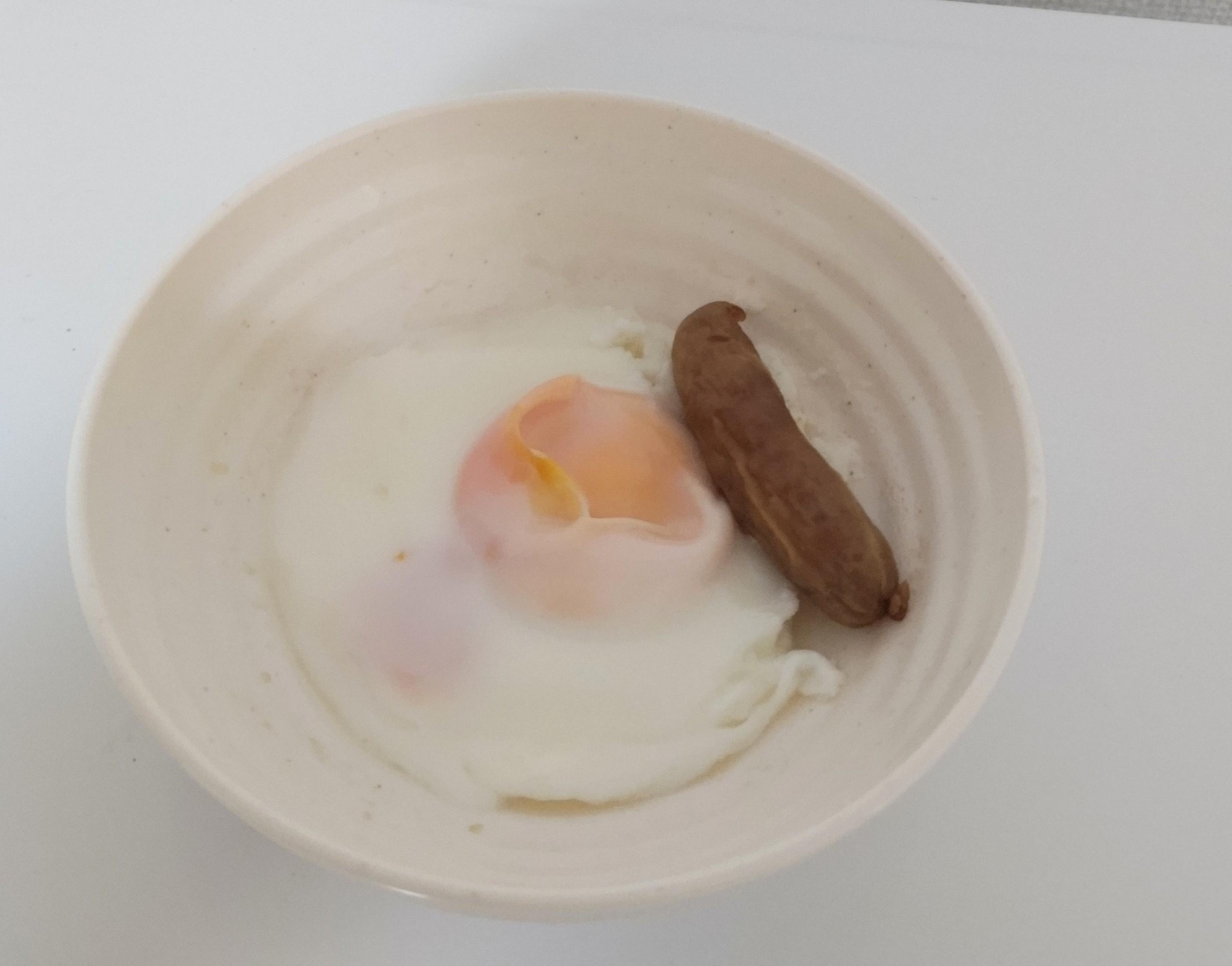 目玉焼きとウインナー