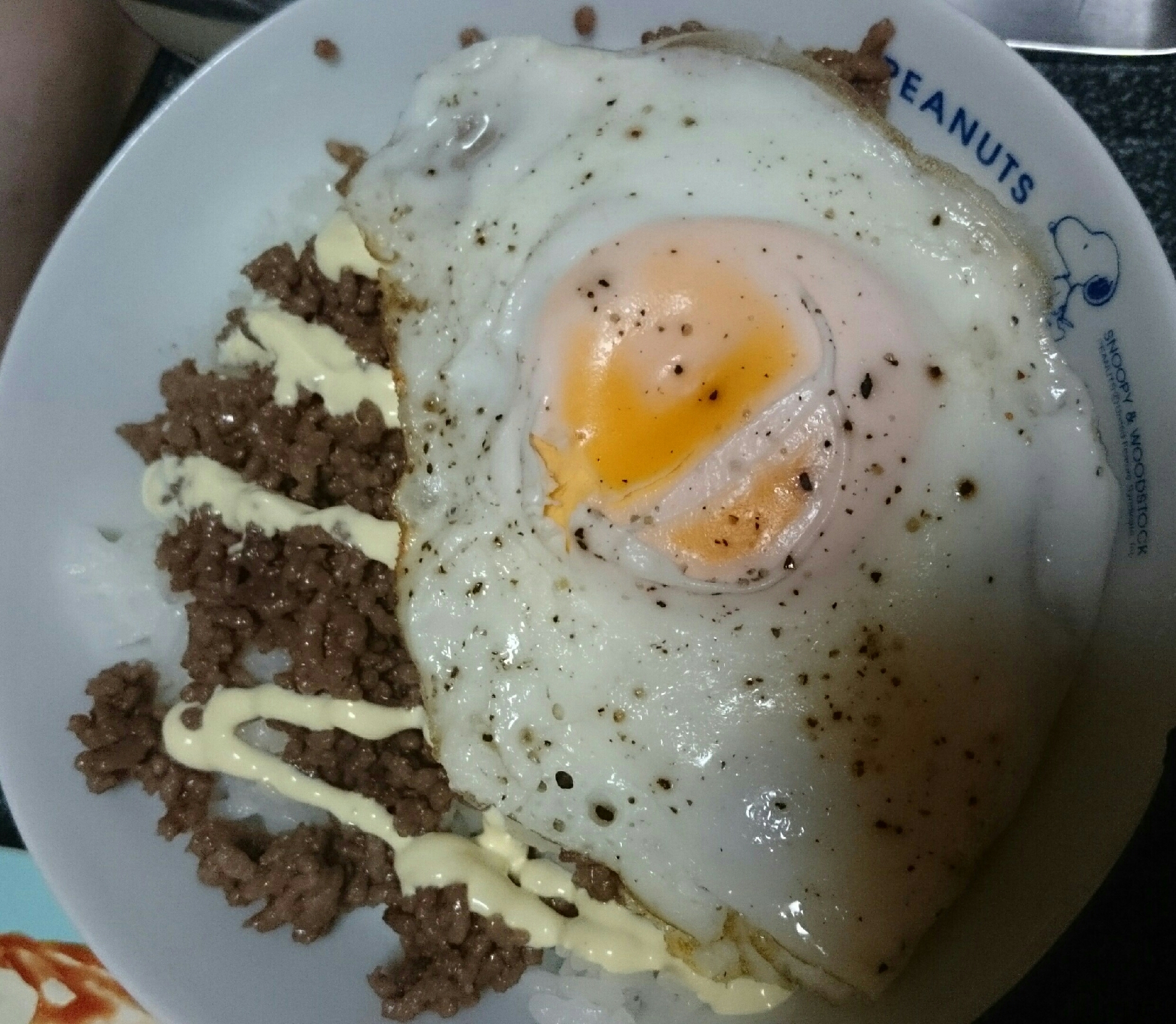 焼き肉のタレそぼろ丼