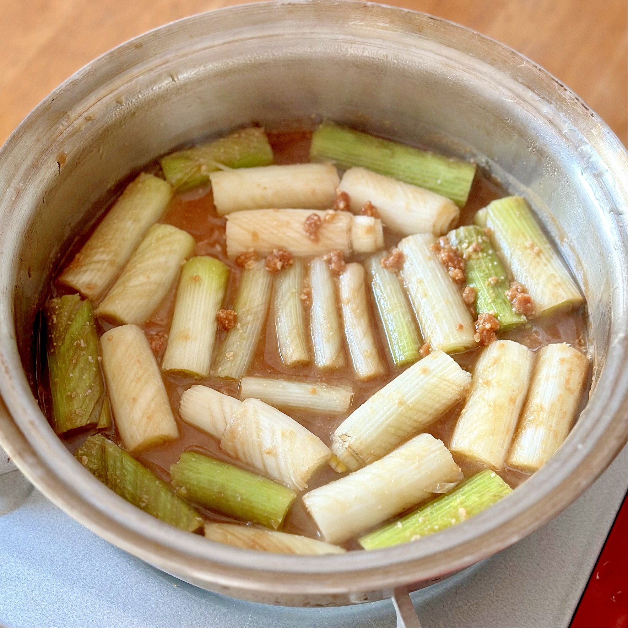 鍋に入った長ねぎのぬた