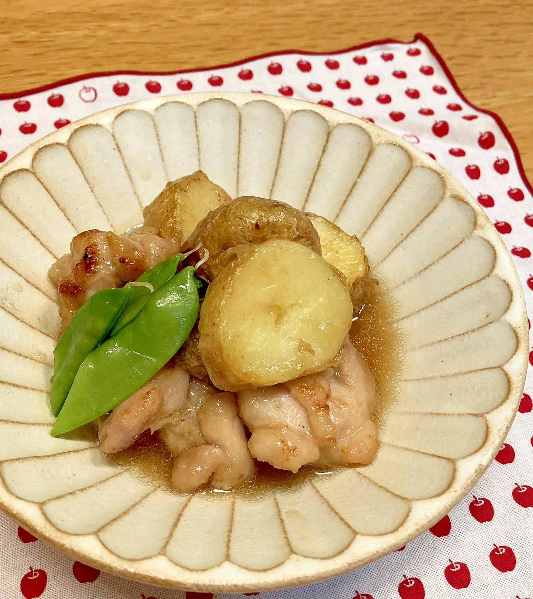 新じゃがいもと鶏肉の揚げ煮♪