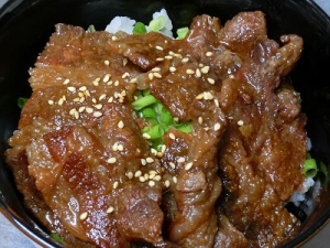簡単ヘルシーカルビ丼