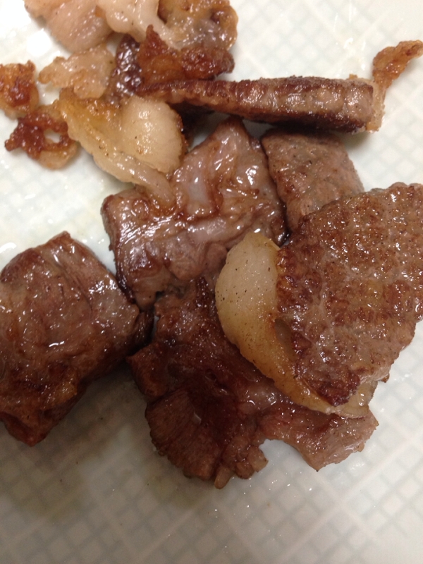 牛肉のスタミナ満点‼︎ニンニク生姜焼き(*^^*)