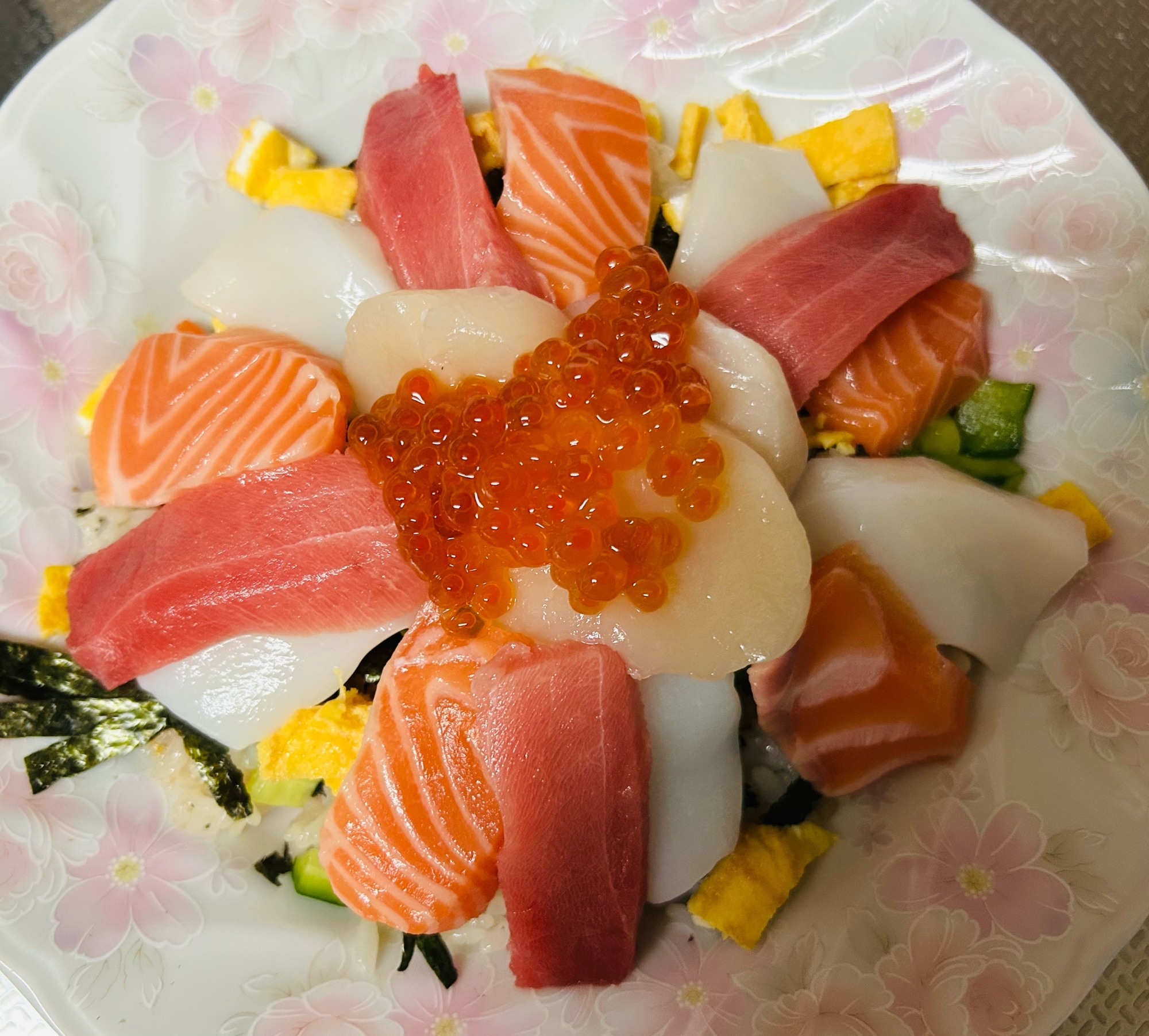 ＊具だくさん海鮮丼＊