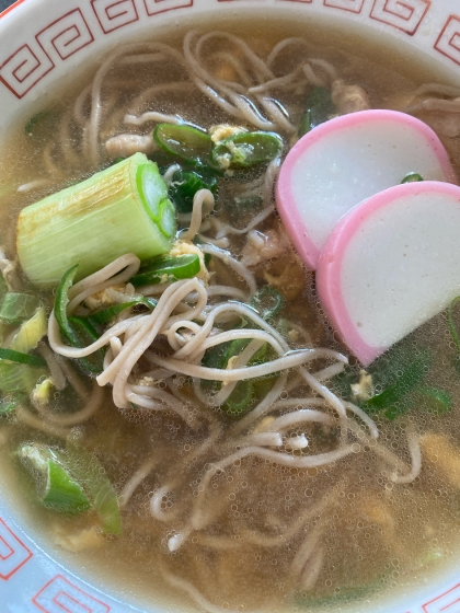 ほうれん草と椎茸の卵とじ蕎麦