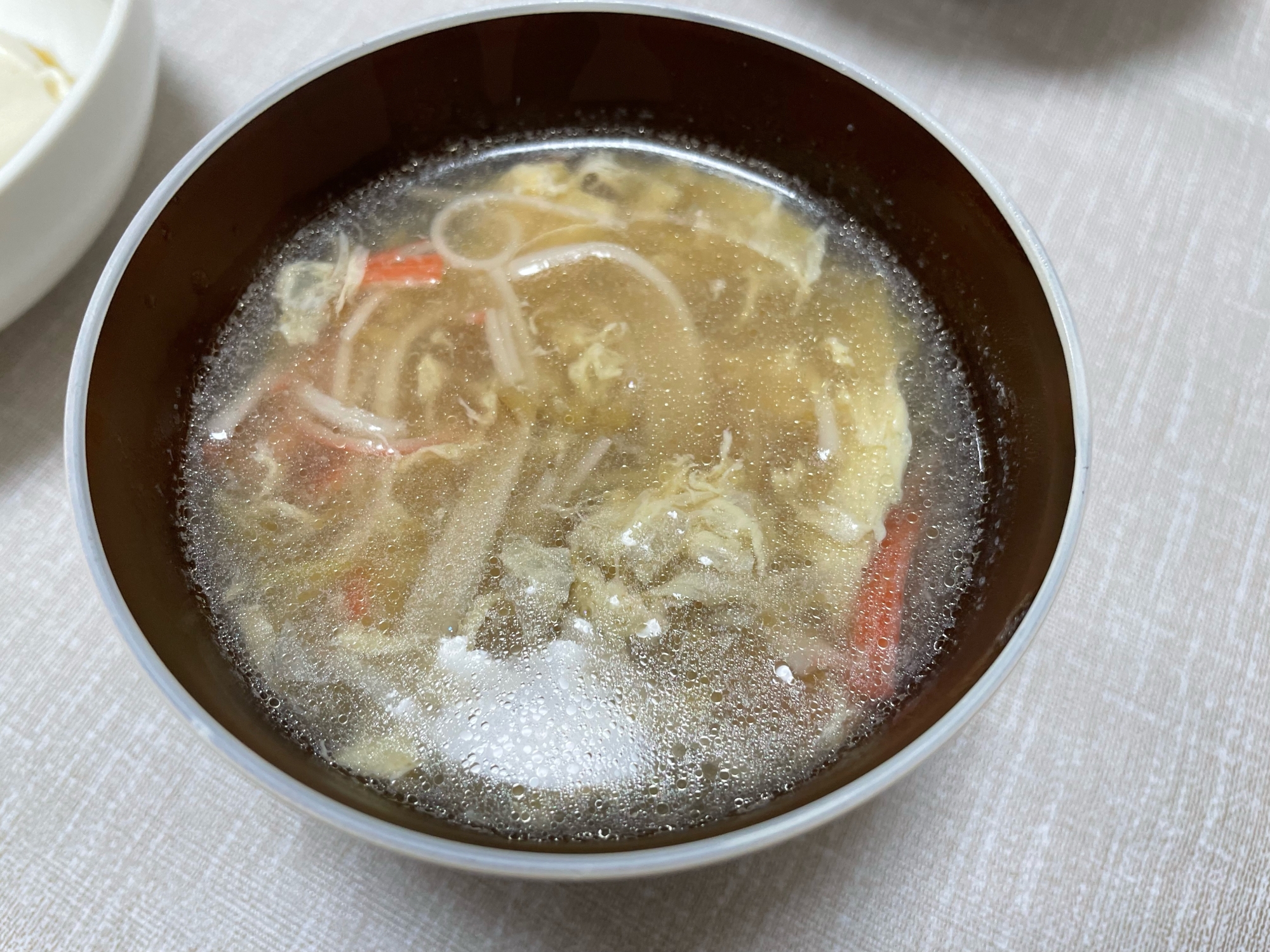 カニカマとたまごの生姜スープ