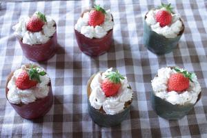 いちごのカップケーキ レシピ 作り方 By Kamecoco 楽天レシピ いちごのカップケーキ レシピ 作り方 By Kamecoco 楽天レシピ