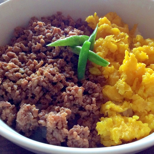 お弁当にも 合挽肉でそぼろ丼 レシピ 作り方 By わんなん 楽天レシピ お弁当にも 合挽肉でそぼろ丼 レシピ 作り方 By わんなん 楽天レシピ