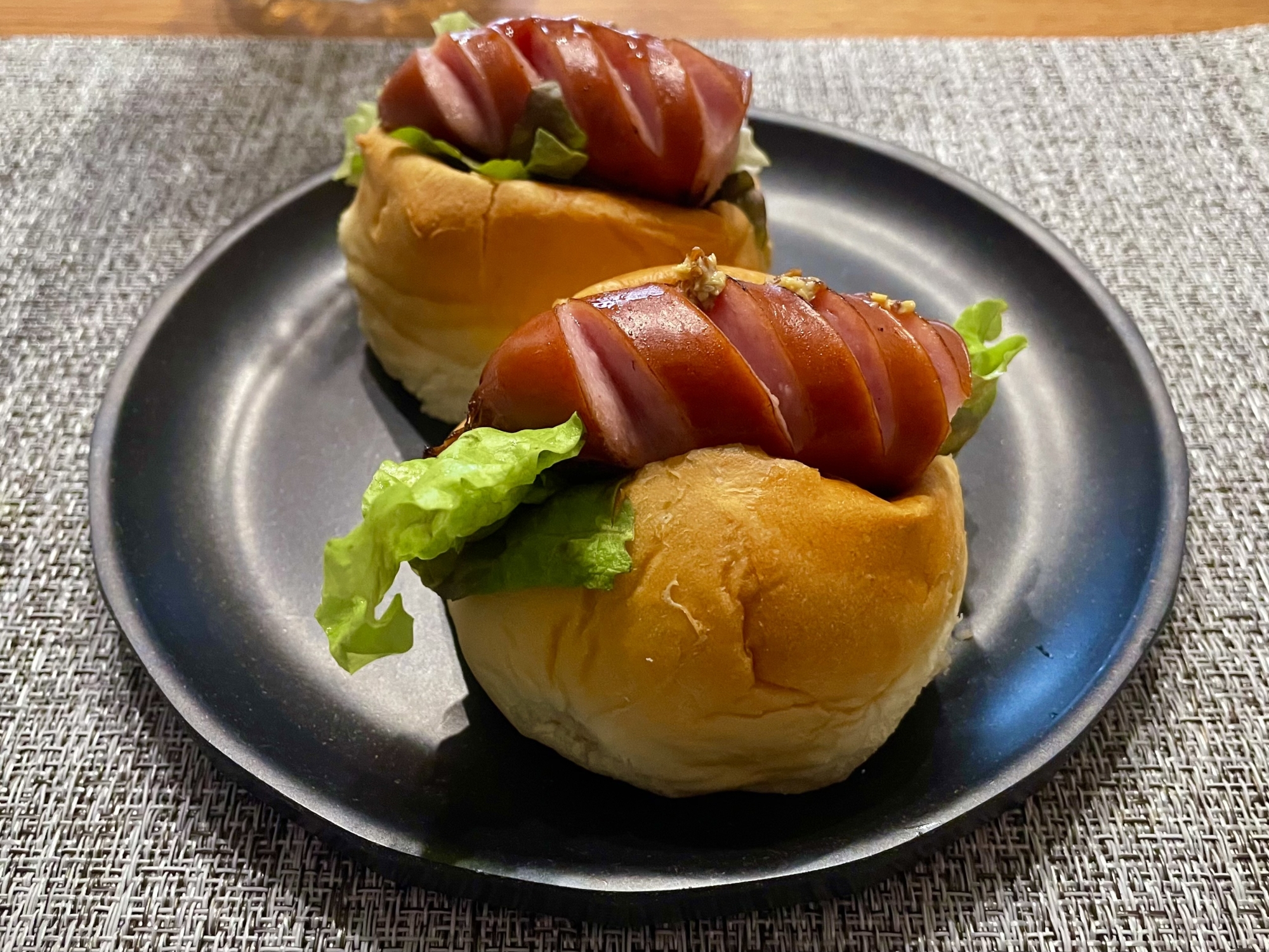 【お家で簡単♪】パリッ&ジュワ〜HOT DOG⭐︎