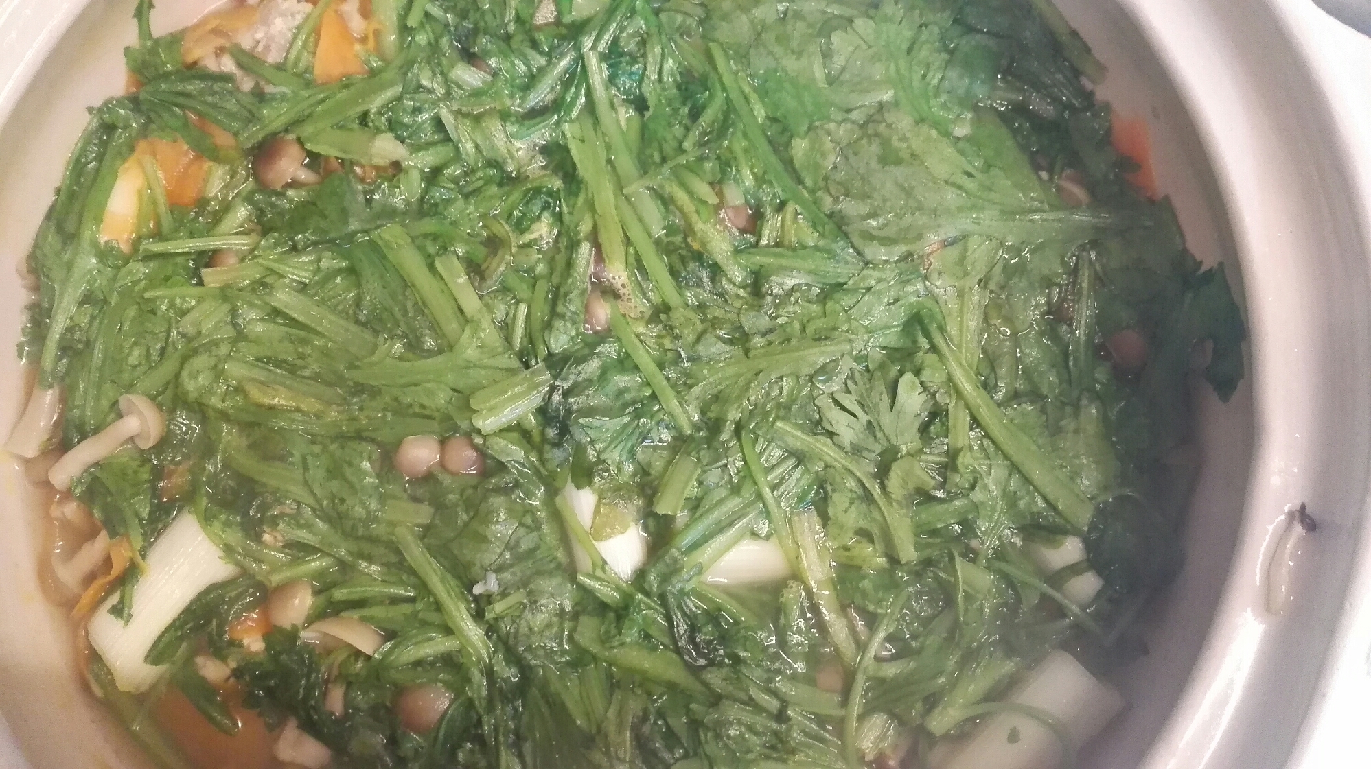 春菊たっぷり♪牛肉のしゃぶしゃぶ