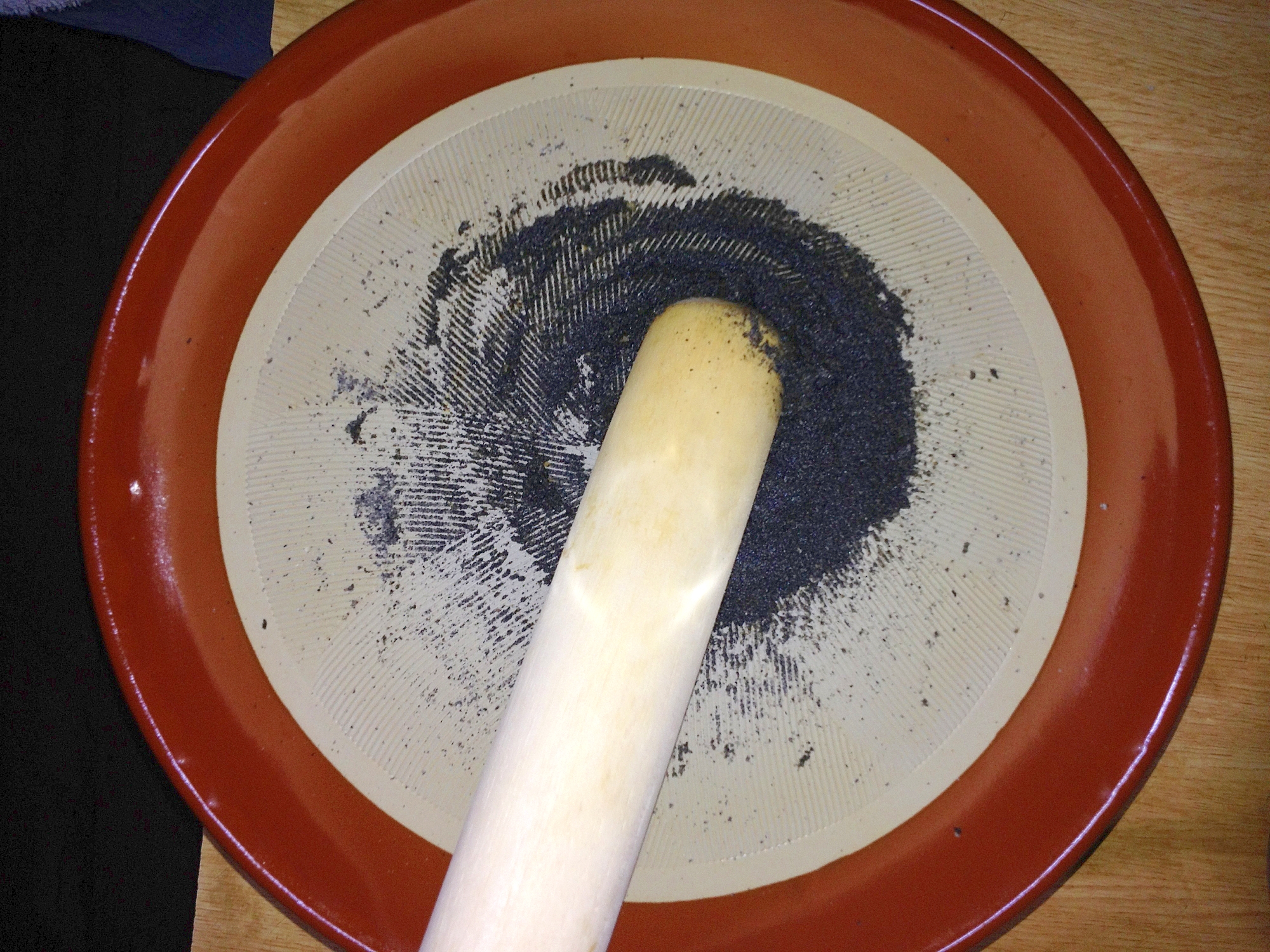使いやすい分量：すり鉢で（黒）胡麻和え用のゴマ味噌