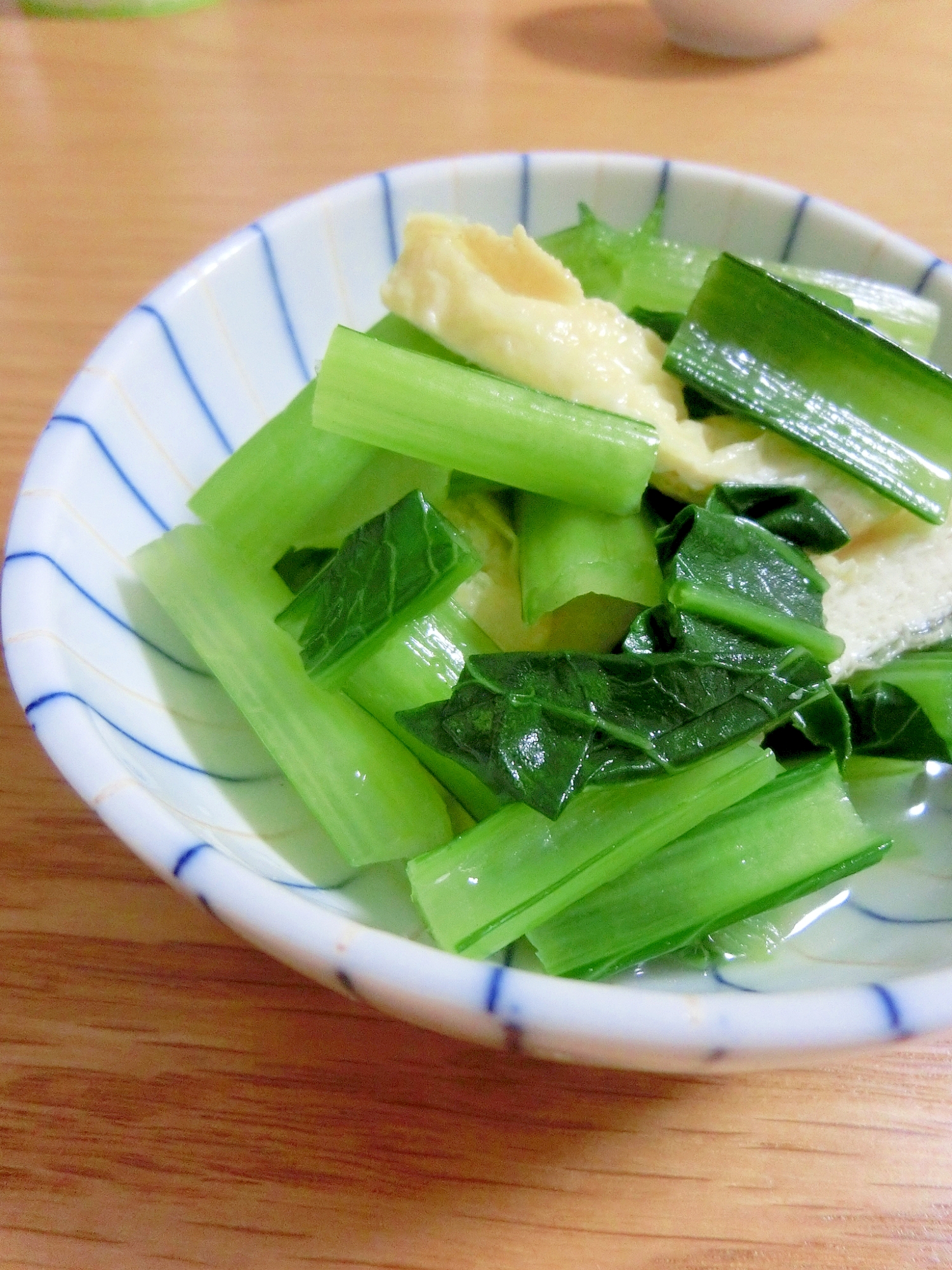 夏に冷たくてさっぱり☆小松菜と油揚げの煮びたし