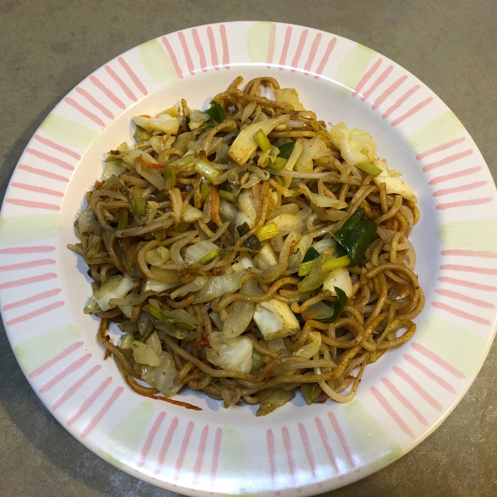 市販のカレールーで....簡単！カレー焼きそば