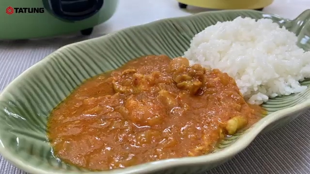 ＼大同電鍋／チキンとトマトスパイスカレー