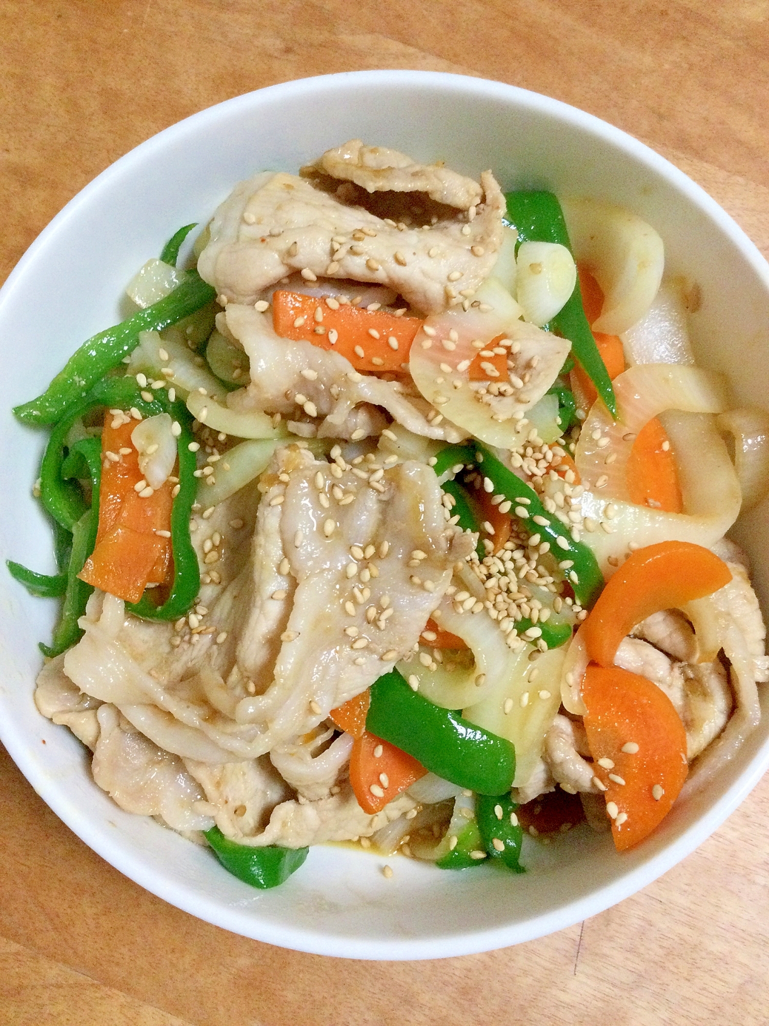 【豚肉薄切り】肉と野菜があったら、肉野菜炒め♪